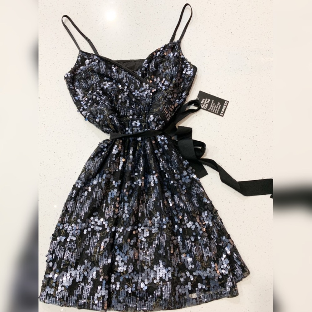 Express Sequin Midi Dress
